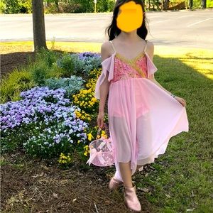 Girls dress